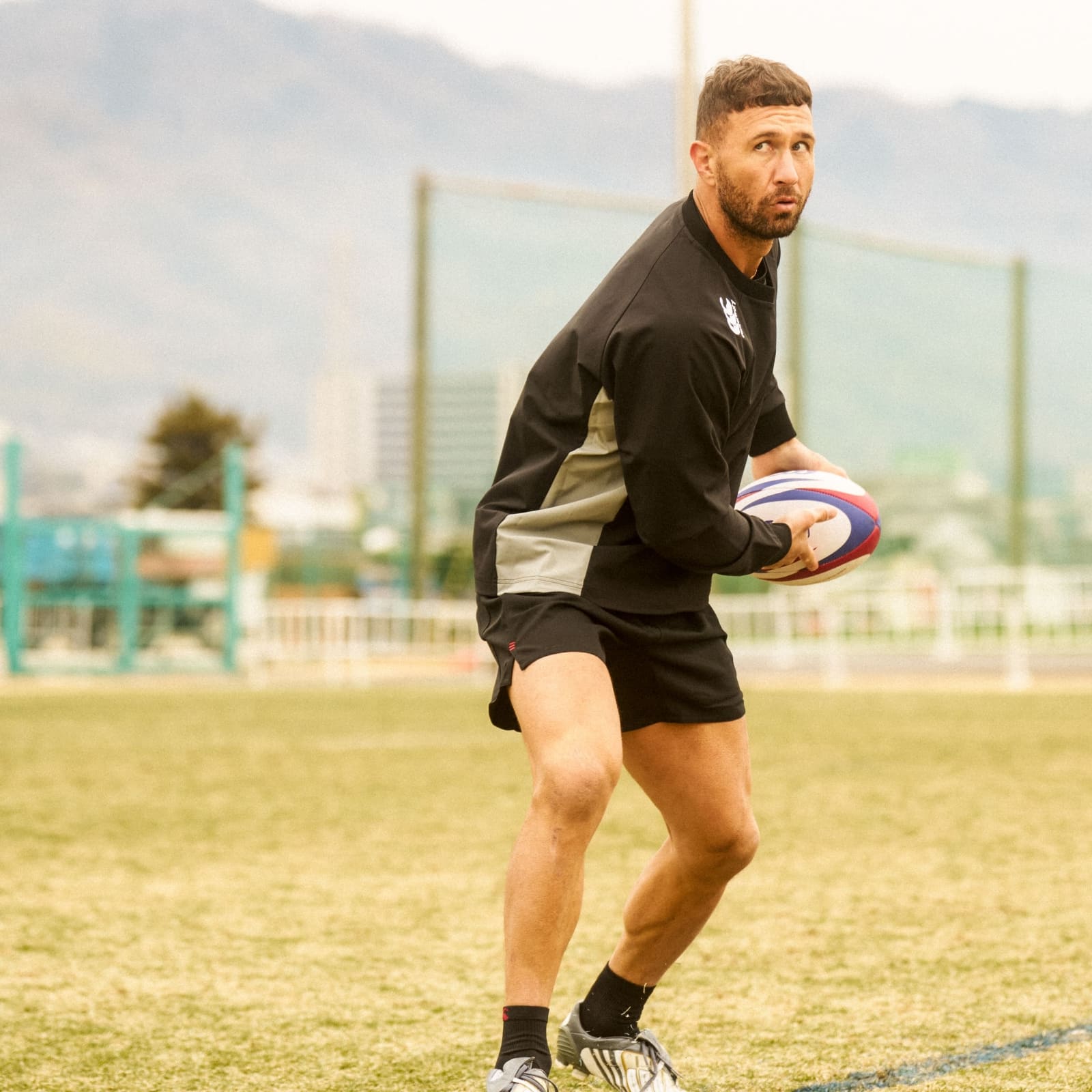 PRACTICE PULLOVER,PRACTICE LONG SHORTS,GRIP SOCKS