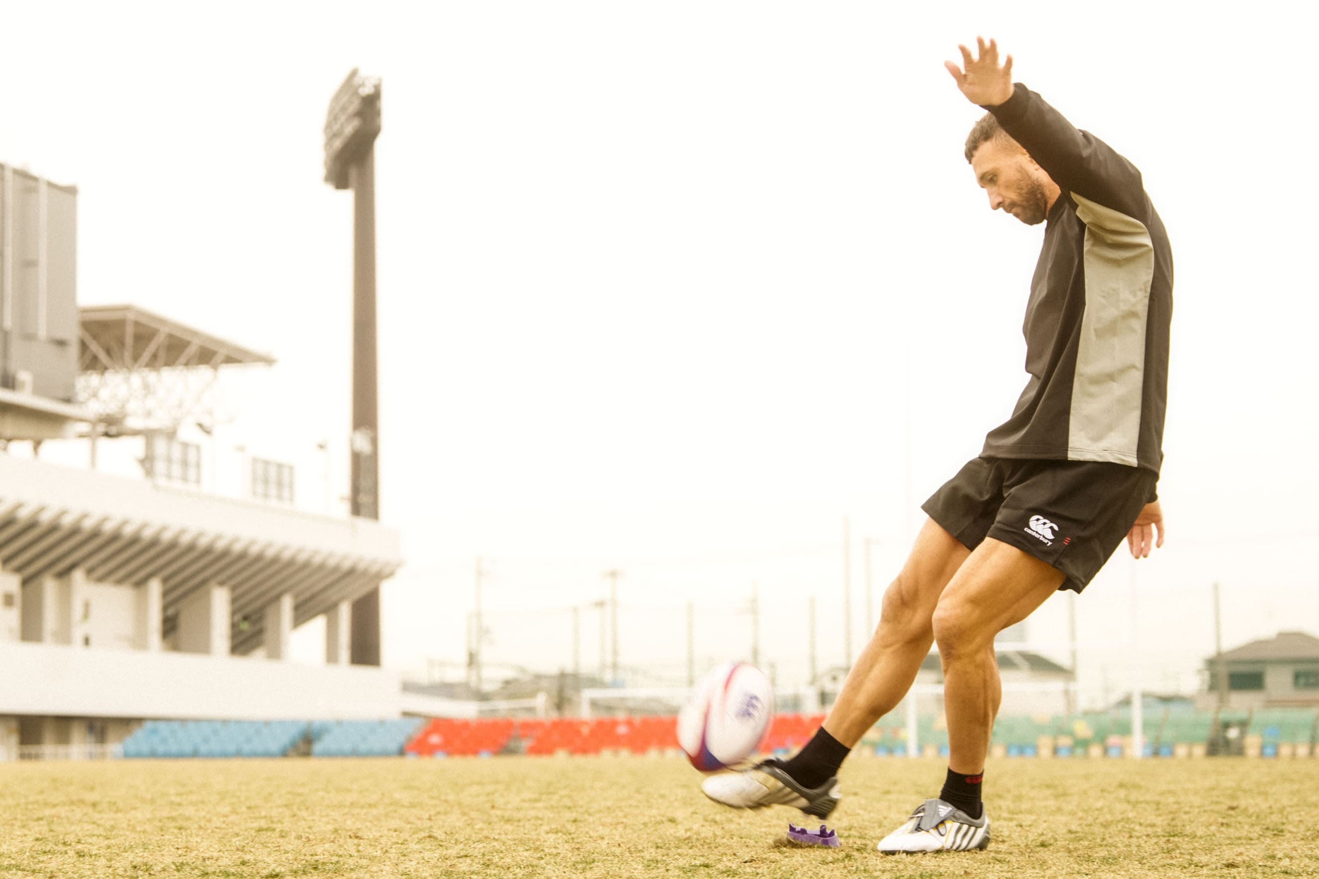 PRACTICE PULLOVER,PRACTICE LONG SHORTS,GRIP SOCKS