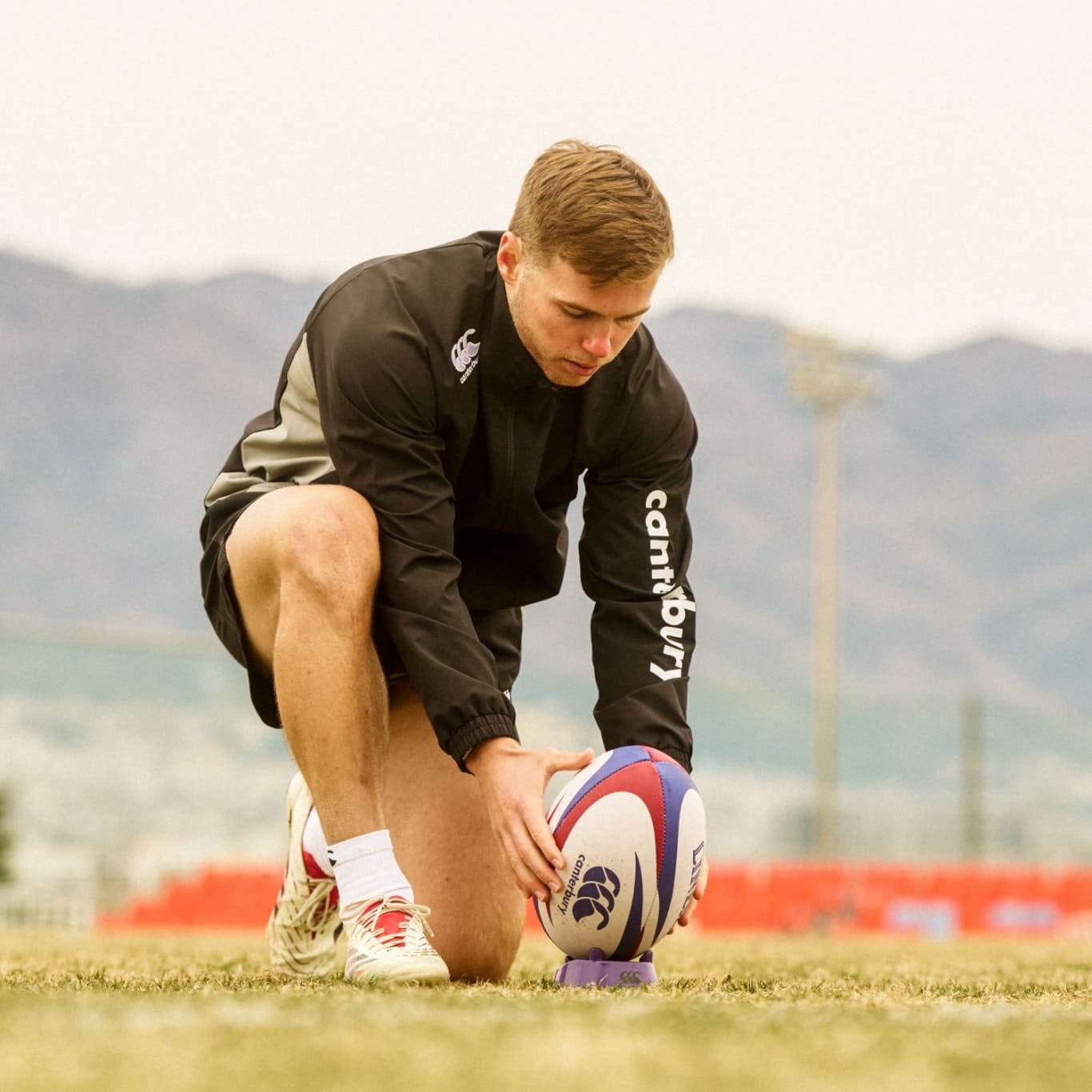 PRACTICE PULLOVER,PRACTICE LONG SHORTS,GRIP SOCKS