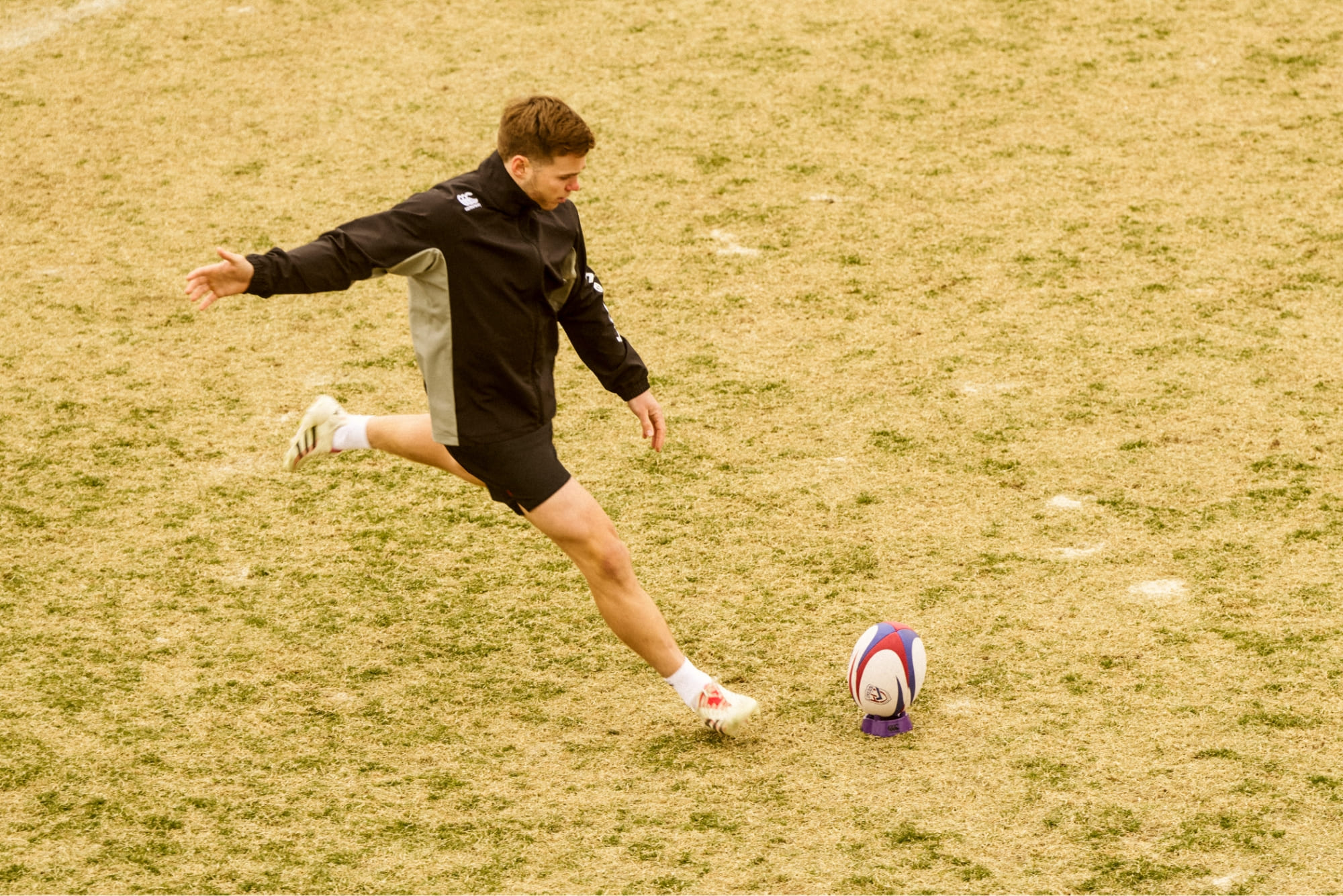 PRACTICE PULLOVER,PRACTICE LONG SHORTS,GRIP SOCKS