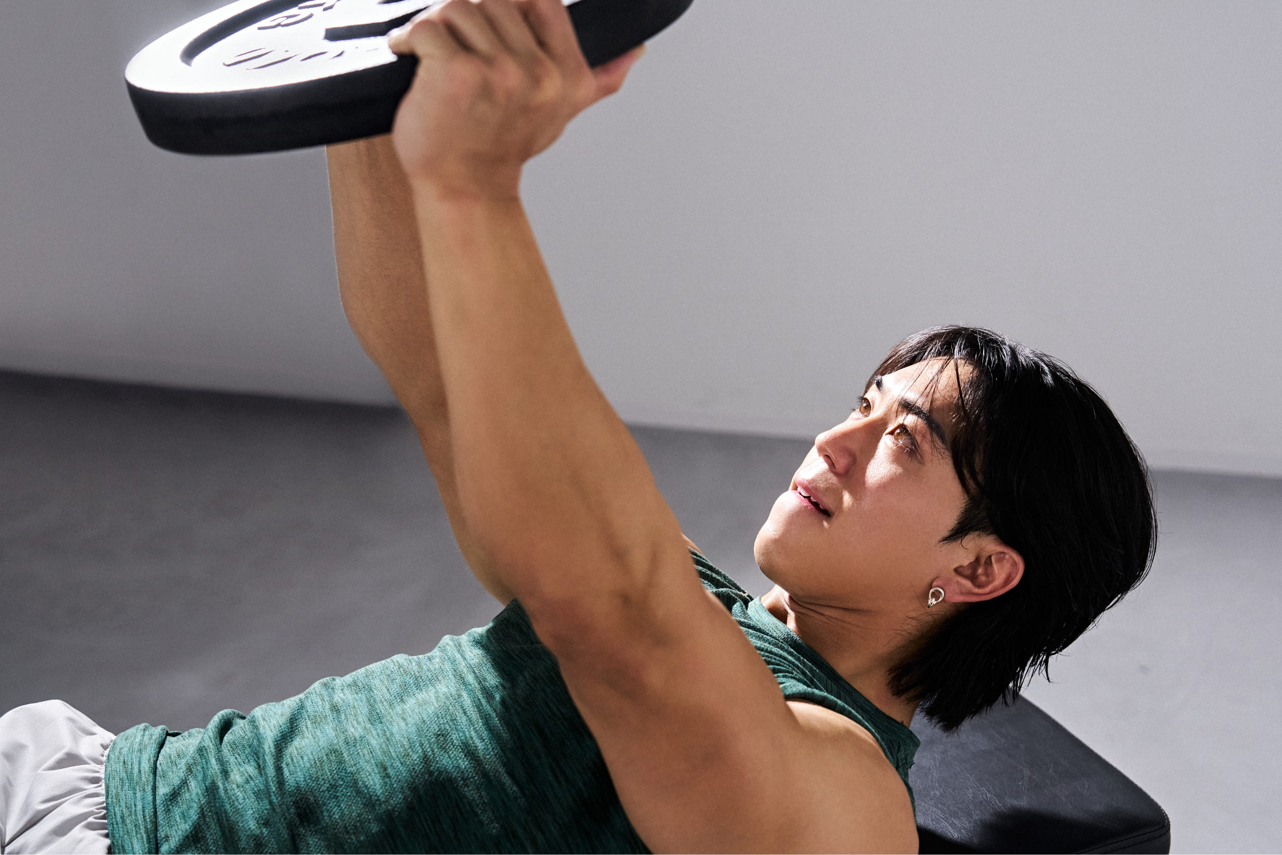 [TOPS] R+ WORKOUT SLEEVELESS,[BOTTOMS] R+ DUAL SHORTS